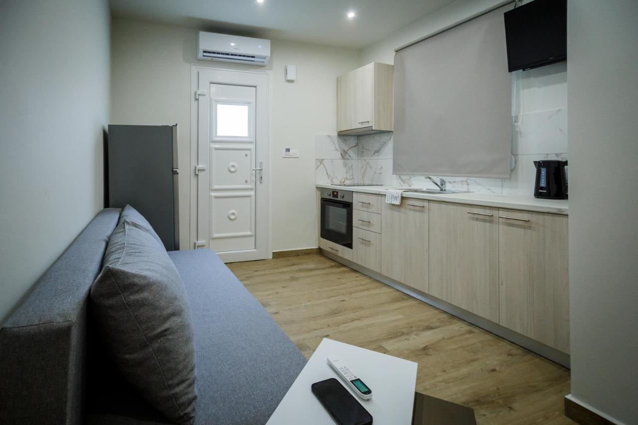 זקינטוס טאון Central Corner Apts מראה חיצוני תמונה